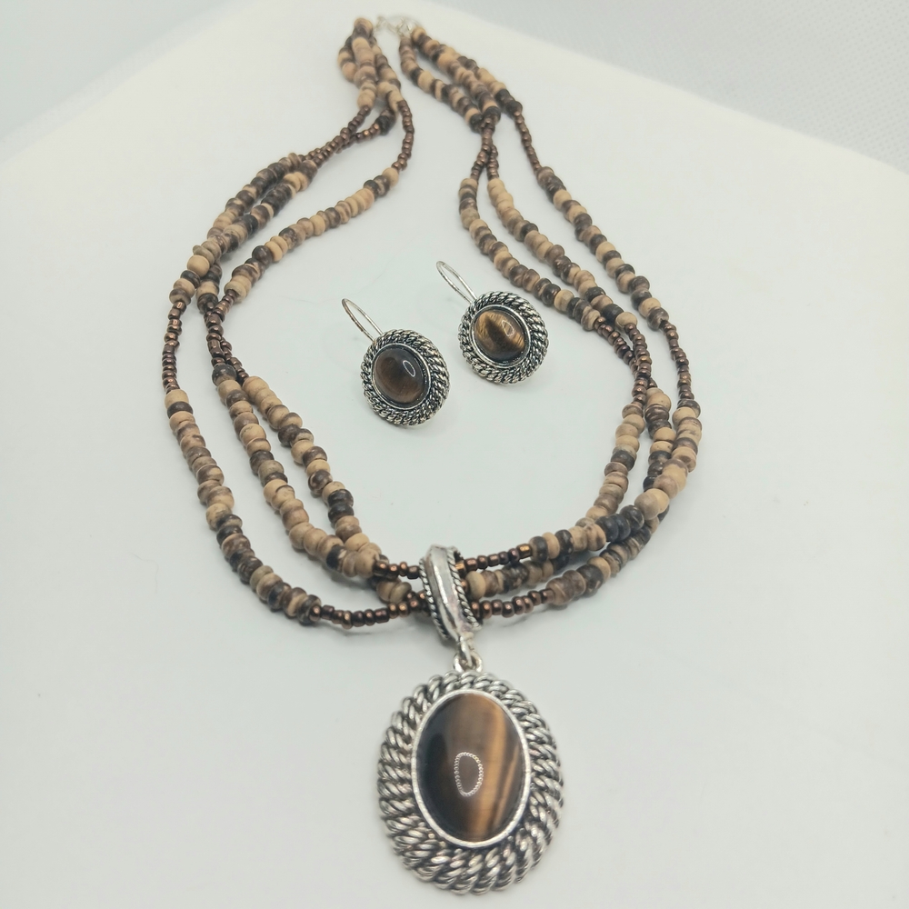 Avon Tigers Eye Set